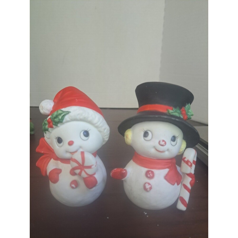 1980s Home Interior Snow Couple Figurines #5604
